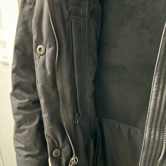 Marmot Women's Black Puffer Coat with Faux Fur Trim - Ladies Medium - Picture 9 of 10